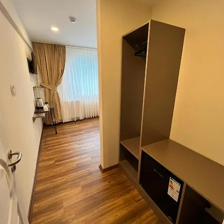 Taksim Nacre 360 3* Istanboel