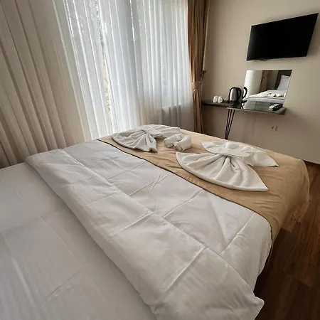 Taksim Nacre 360 아파트호텔 3*