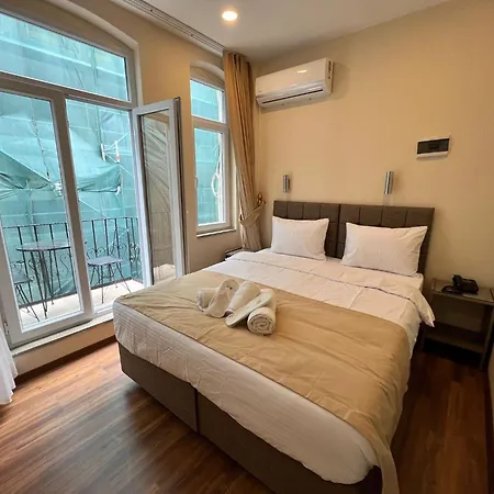 Taksim Nacre 360 アパートホテル